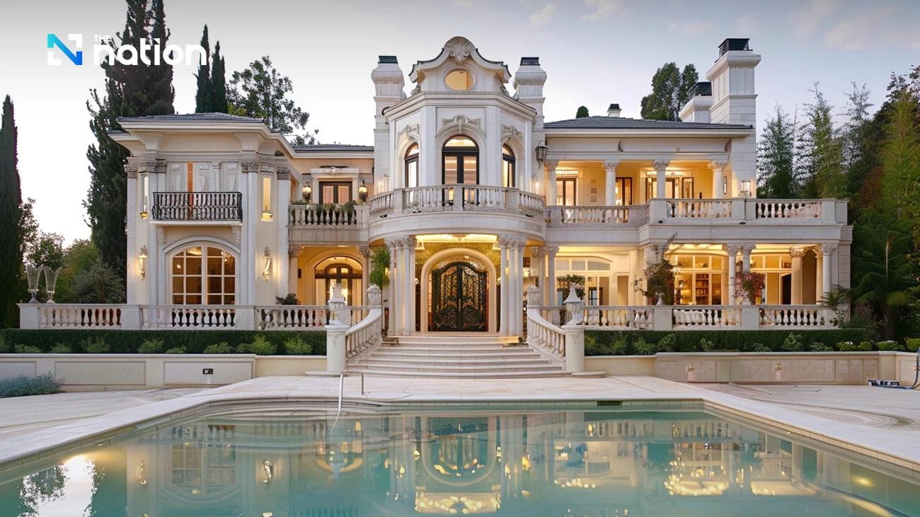 Ultra-luxury houses boom amid slumping property market