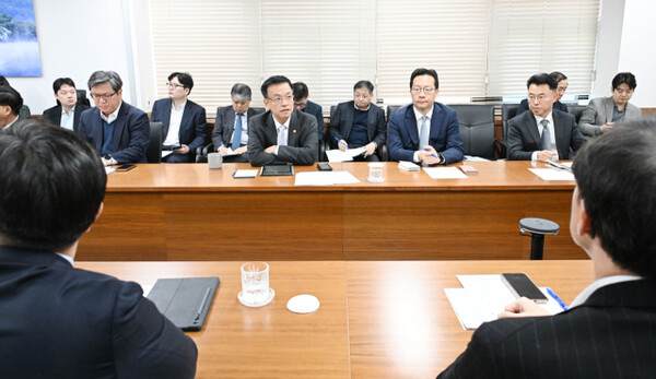 Deputy Prime Minister and Minister of Economy and Finance Choi Sang-mok speaks at an expanded executive meeting of the Ministry of Economy and Finance held at the Government Complex Seoul in Jongno-gu, Seoul, on Dec. 9. (Photo provided by MOEF)