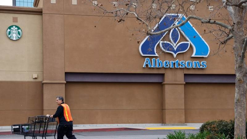 Albertsons sues Kroger