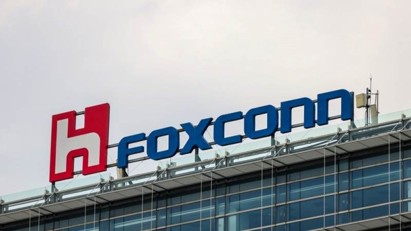 Foxconn and Nissan