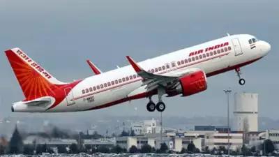 New York-bound Air India flight with 320 aboard returns to Mumbai following mid-air threat