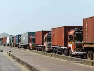 Domestic commercial vehicle volumes to grow 3-5%: Report